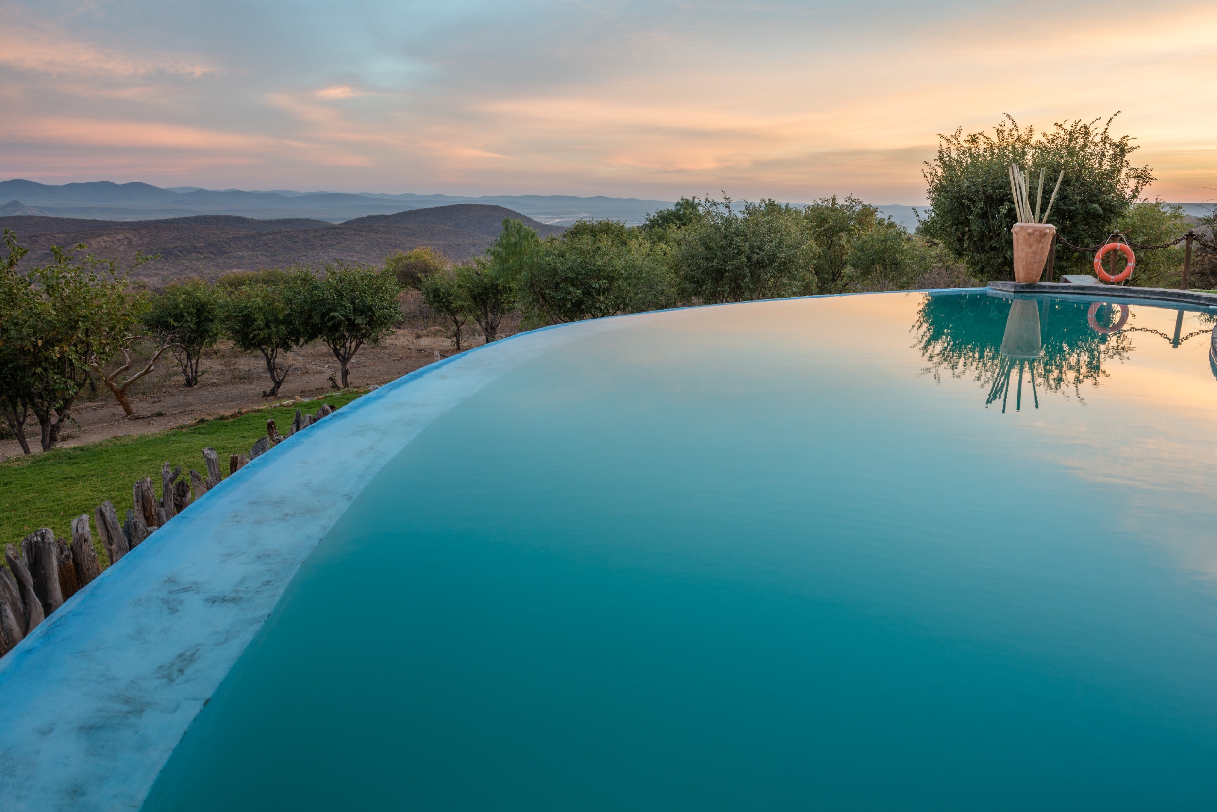 Four Seasons Safari Lodge Serengeti