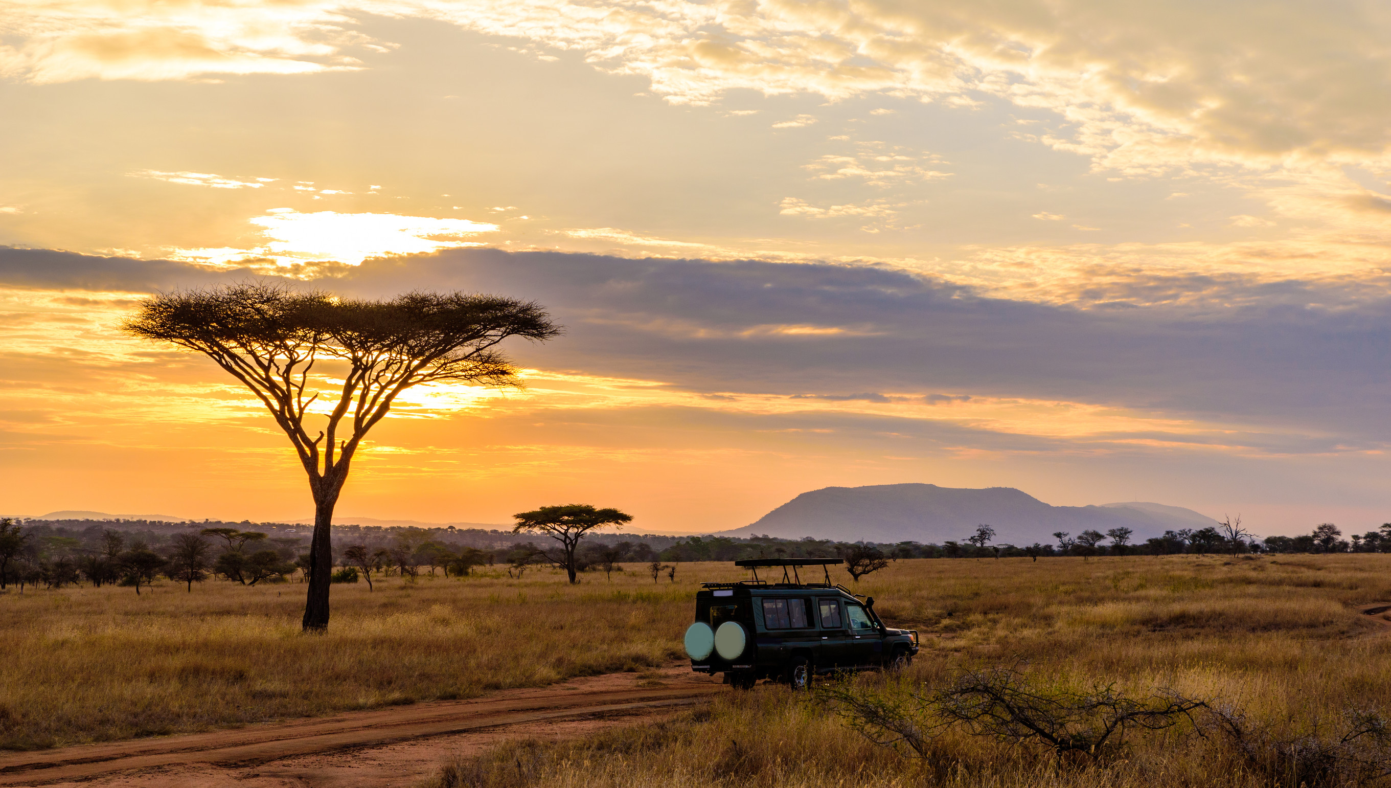 How to Respect Local Customs in Tanzania as a Tourist